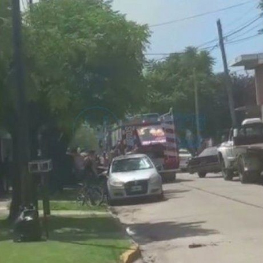 Tres niños murieron por el incendio de una vivienda en Hurlingham