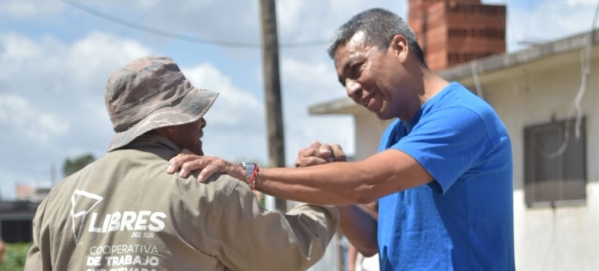 Un candidato a presidente dijo que Alberto y Cristina engañaron al pueblo y deberían pedir perdón.