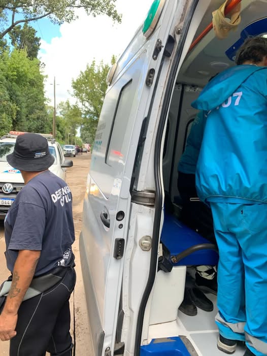 Éxito en la operación de rescate en Playa Bagliardi: tres personas salvadas de ahogamiento