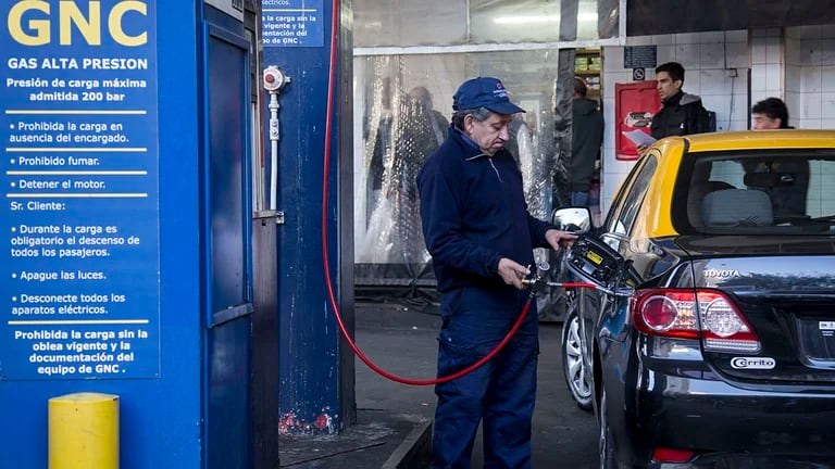 El Gobierno anunció que liberará los cortes de gas a las industrias y las estaciones de GNC