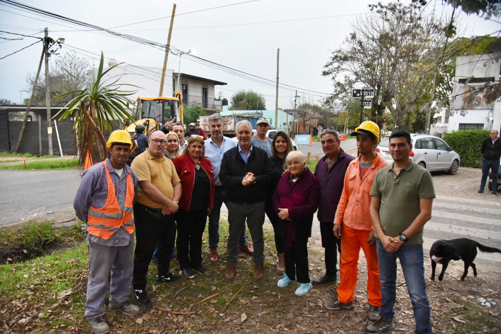 Con tareas viales e hidráulicas, Alak dio inicio al plan de obras públicas en Hernández
