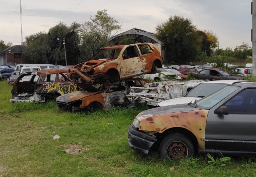 El Municipio compactará 1.250 vehículos secuestrados y le pondrá fin al cementerio automotor del Polo de Seguridad