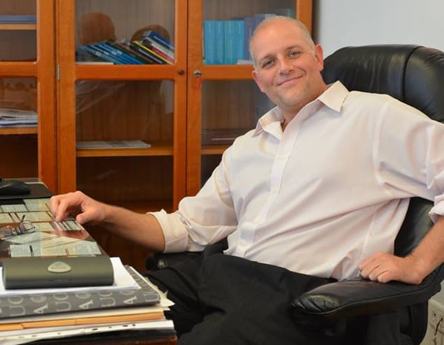 La Plata,Buenos Aires: El frente político Liber.Ar lleva como primer candidato a senador al médico cirujano y politólogo Amilcar Grossi.