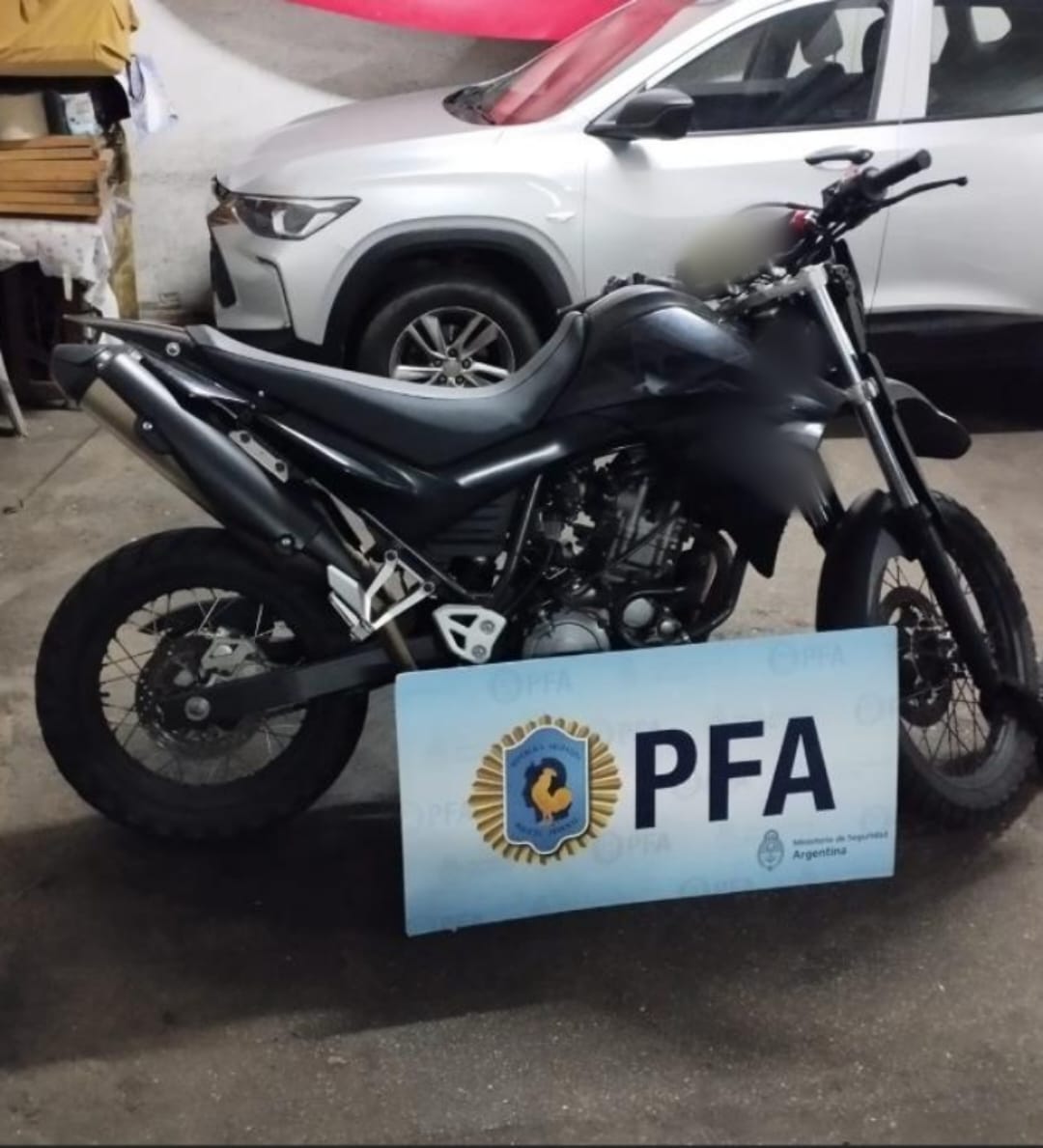 OPERATIVO “EN-DURO”: LA POLICÍA FEDERAL ARGENTINA DESMANTELÓ UNA BANDA DE MOTOCHORROS QUE COMETÍA SALIDERAS BANCARIAS