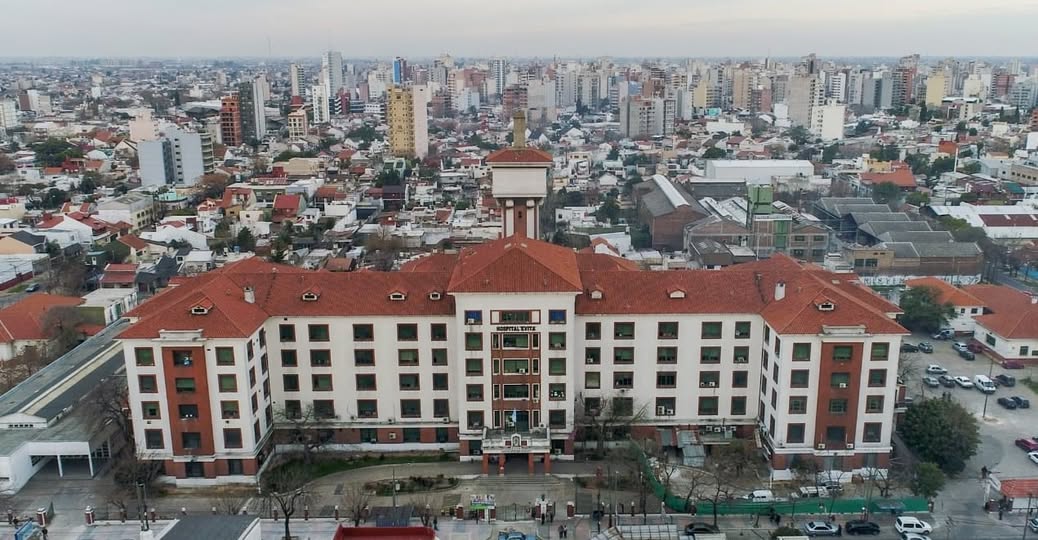 Detuvieron a un joven por balear a su mamá y matar a un hombre en Lanús