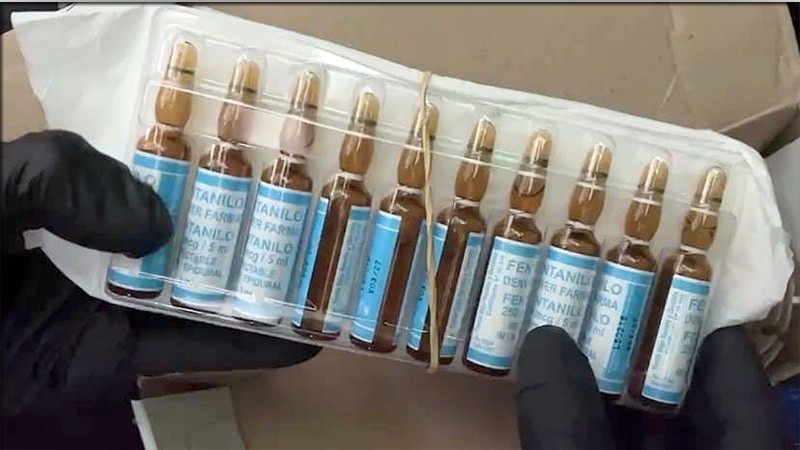 OPERATIVO “CAJITA FELIZ”: CONTROLAN UN ÓMNIBUS Y DETECTAN UN PASAJERO TRASLADABA AMPOLLAS DE FENTANILO Y REMIFENTANILO