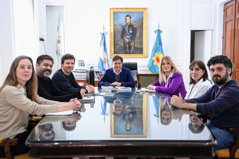 *Kicillof recibió a los titulares de los bloques legislativos de Unión por la Patria*